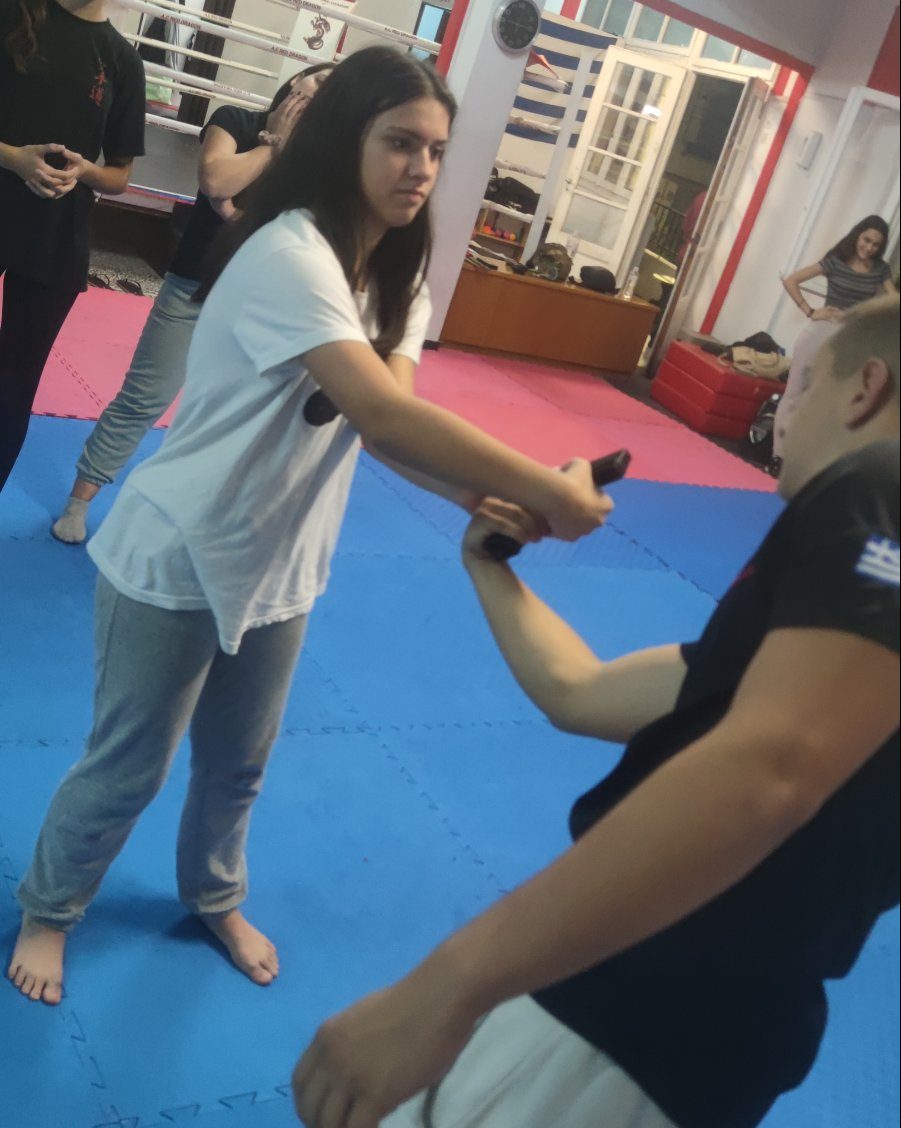 red-dragon-keratsini-krav-maga-sportshunter-3