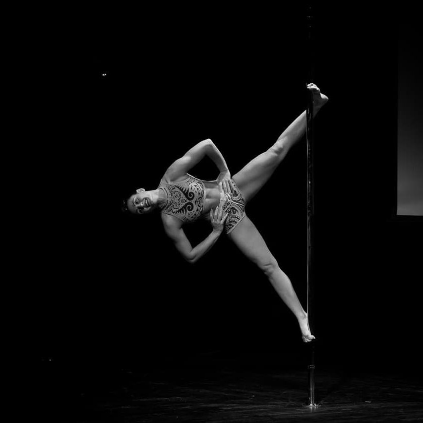 gk-pole-and-acrofitness-studio-kallithea-pole-dance-sportshunter-activity-cover-mobile