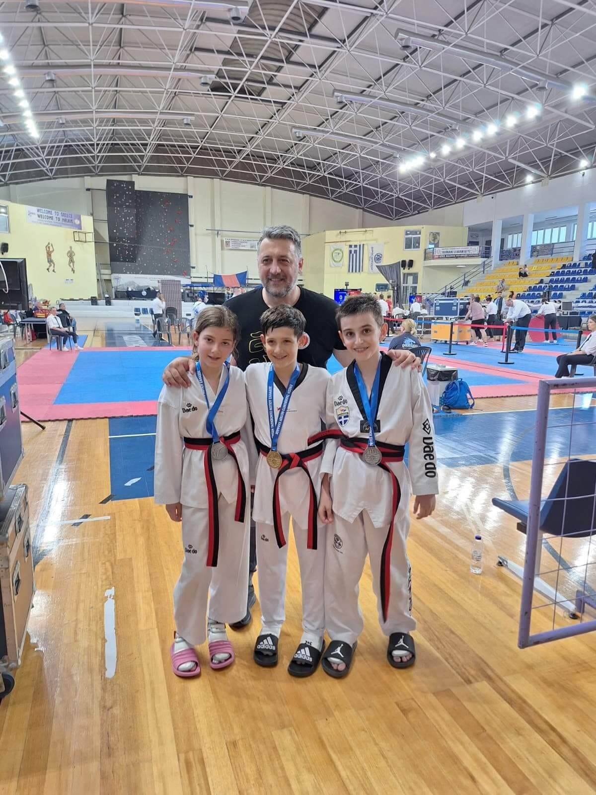 theagenis-taekwondo-kallithea-deutero-diasilogiko-protathlima-etane-sportshunter-2