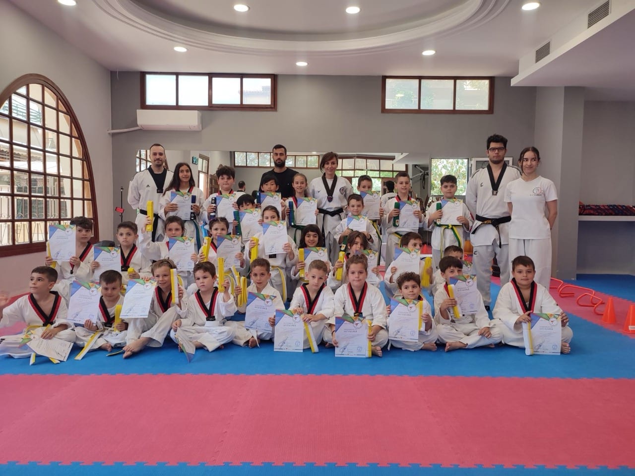 tilemachos-taekwondo-haidari-epitixeis-eksetaseis-zonon-sportshunter-5