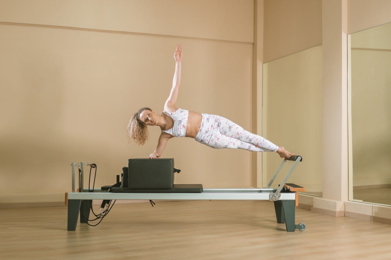 aura-fitness-studio-pilates-reformer-thessaloniki-sportshunter-2