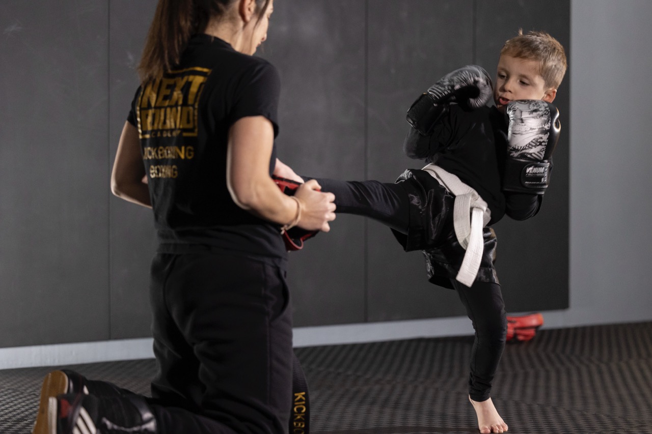 next-round-academy-kick-boxing-kids-athina-sportshunter-1