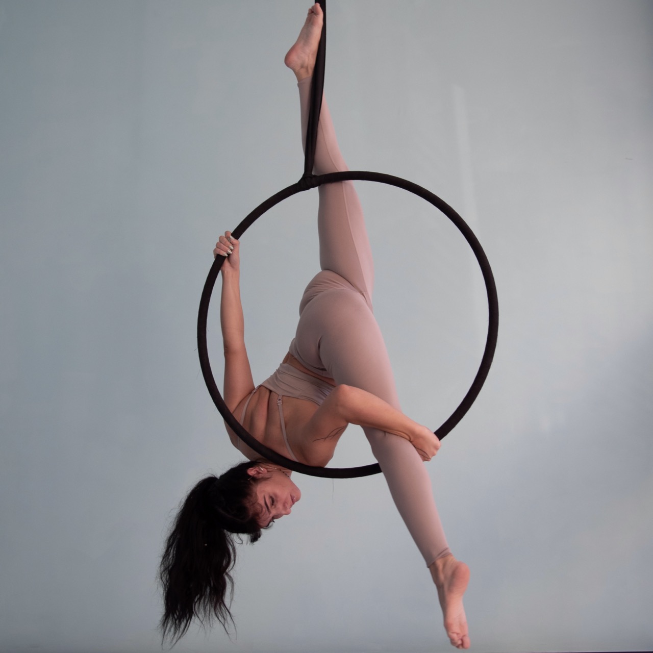 stardust-pole-and-aerial-aerial-arts-athina-sportshunter-2