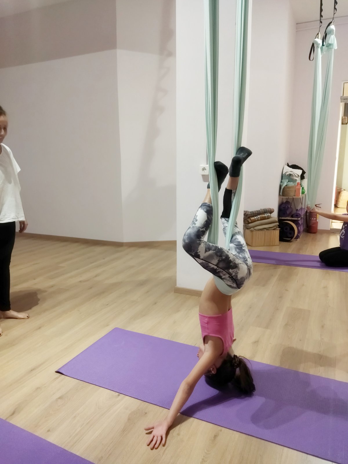 plumeriaα-aerial-yoga-agios-dimitrios-xoros-sportshunter-3