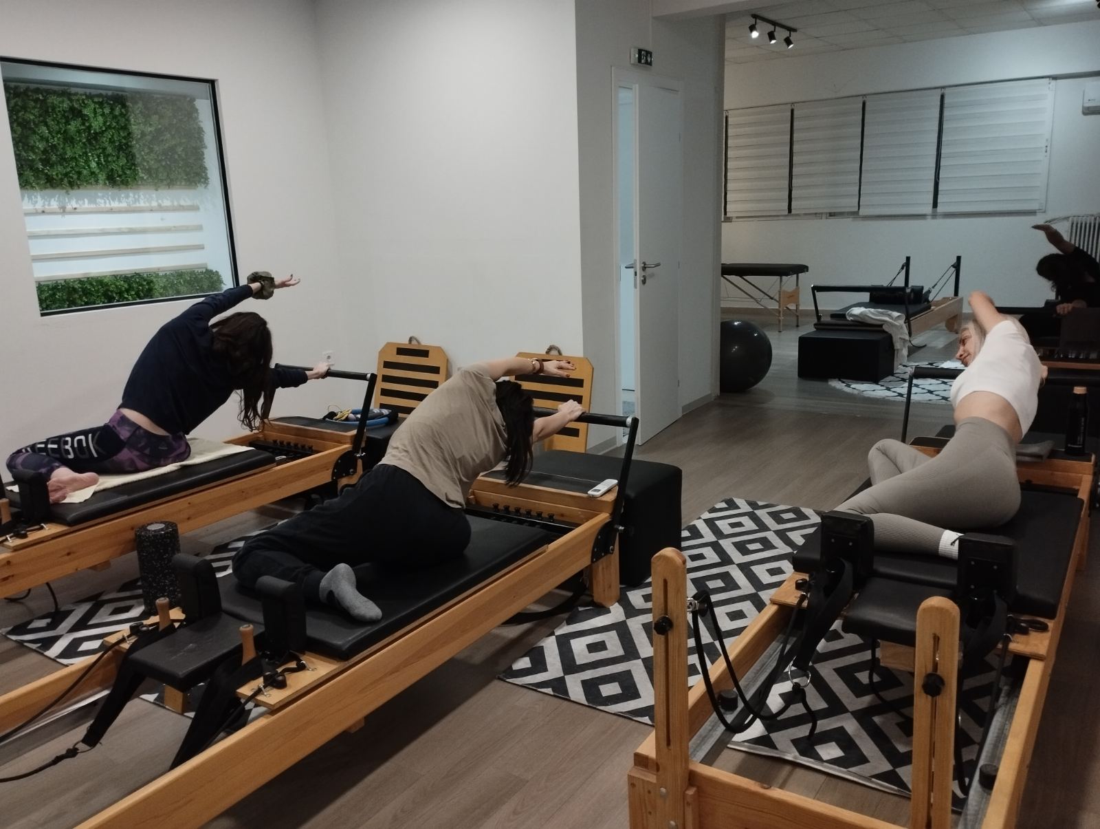 cure-body-and-mind-pilates-reformer-thessaloniki-sportshunter-14