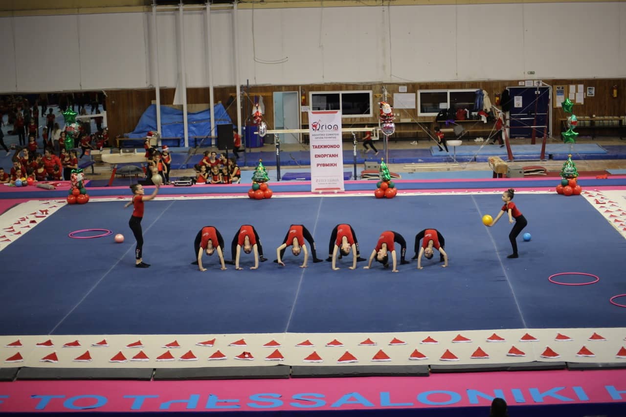 orion-taekwondo-thessaloniki-sportshunter-xristougenniatiki-epideixi-somateioY-16